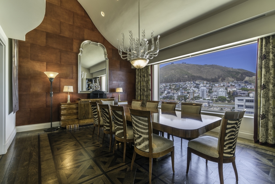 5 Bedroom Property for Sale in Mouille Point Western Cape
